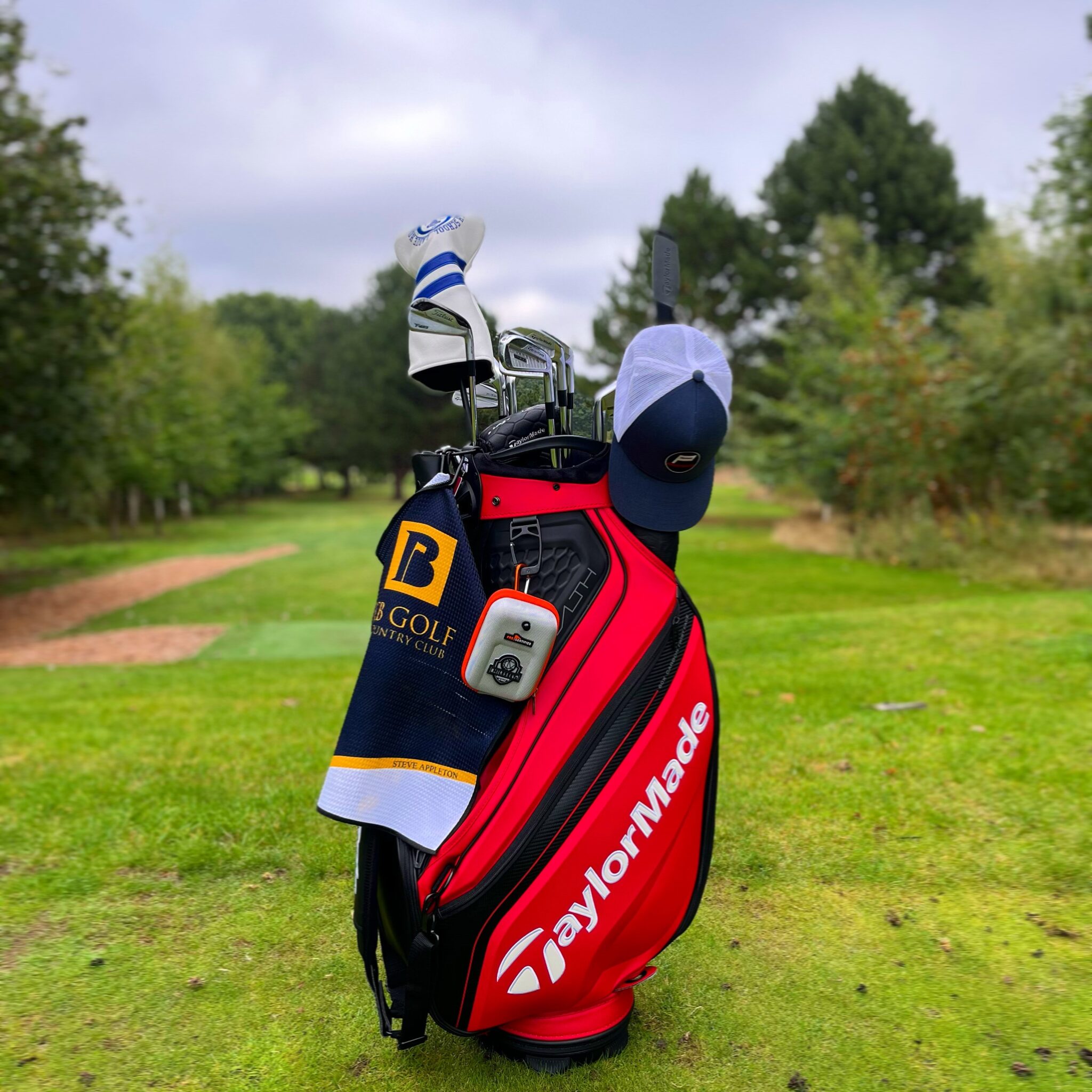 What's in my golf bag? Proper Golfer